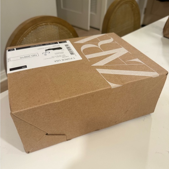 Zara Mesh Pearl Embroidered Heels *NEW IN BOX* - Picture 4 of 4